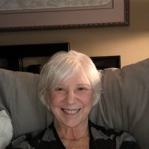 Meet your Posher, Rebecca